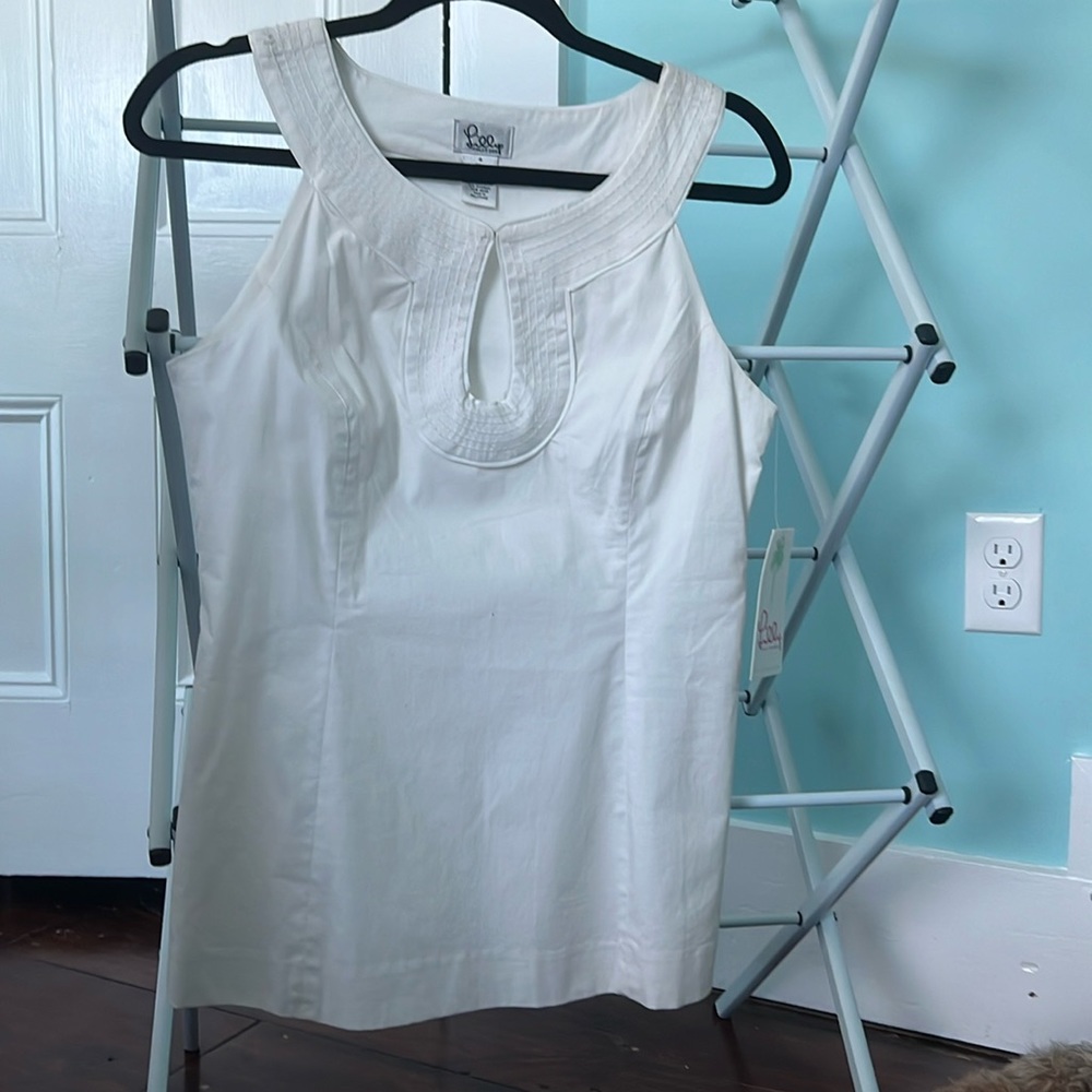 White Lilly Pulitzer keyhole top, NWT!